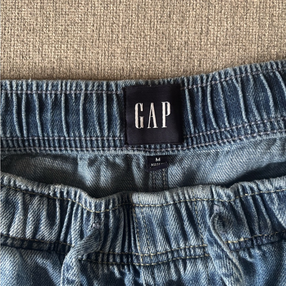 GAP Women's Blue ultra soft barrel jeans - Picture 5 of 5